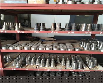 銀川沖孔機(jī)模具